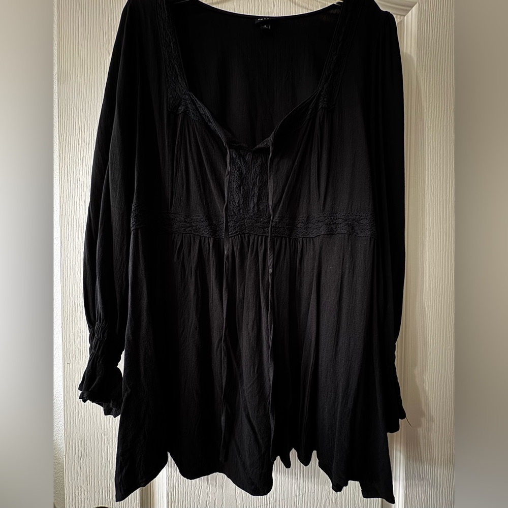 TORRID Black Women's Long Sleeve Tunic Top